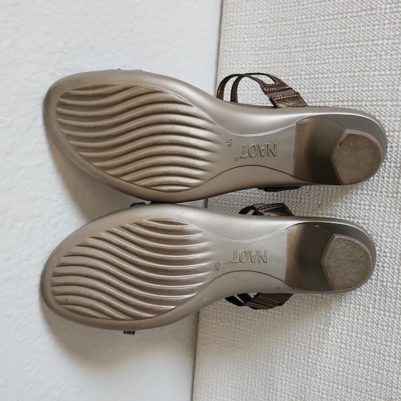 Naot leather straps sandals - Picture 8 of 11